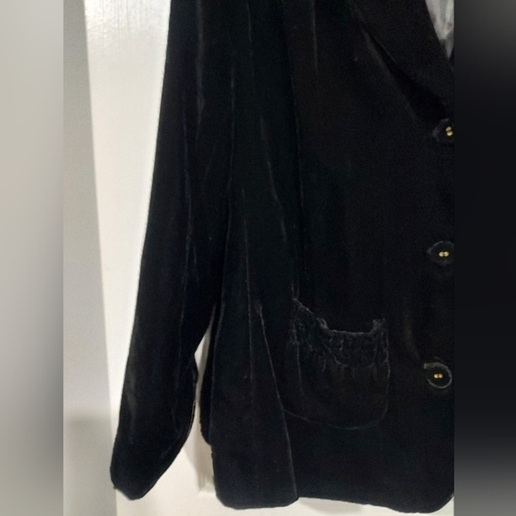 JM Collection Black Velvet 3 Button Front Long Sleeve Blazer in Size 14W - Picture 5 of 13